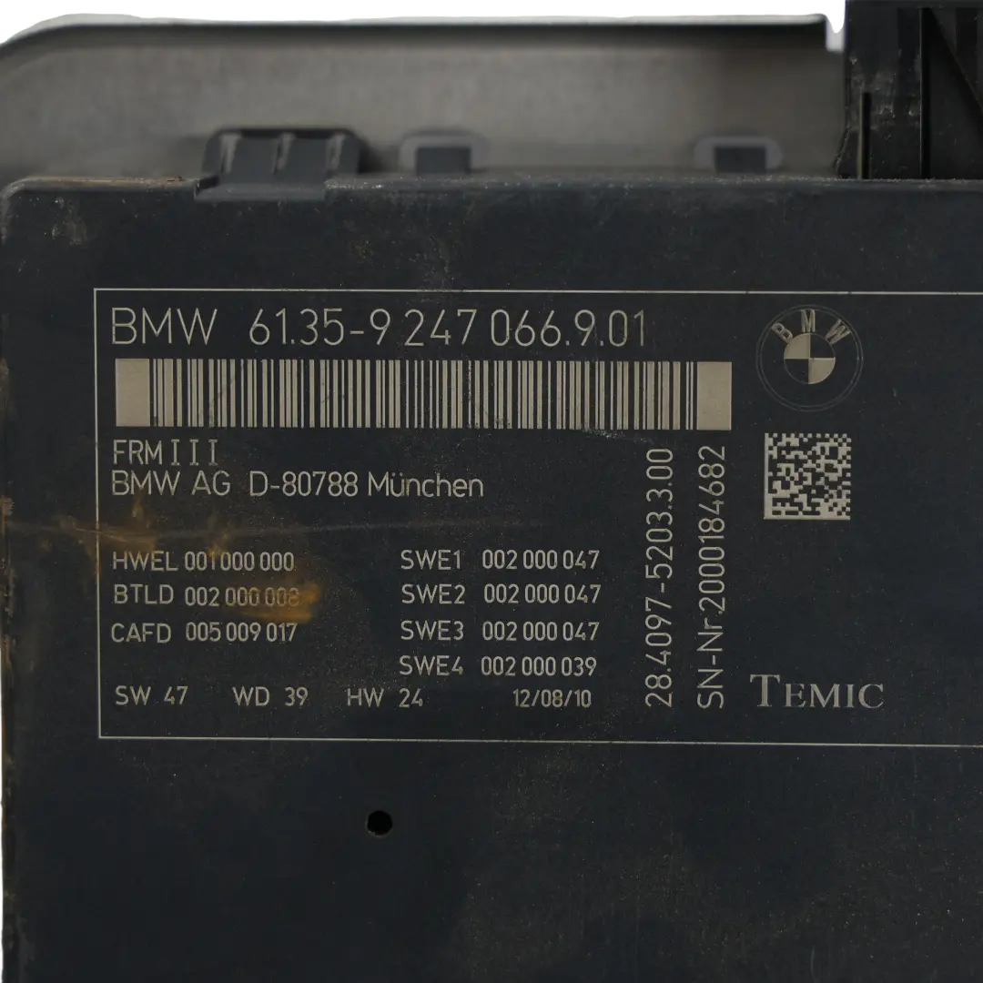 Footwell Light Module Control Unit ECU FRM3 to BMW X3 F25 with Part number 9247066 BMW X3 F25 Footwell Light Module Control Unit ECU FRM3 - SKU 9247066 - Part number 9247066
