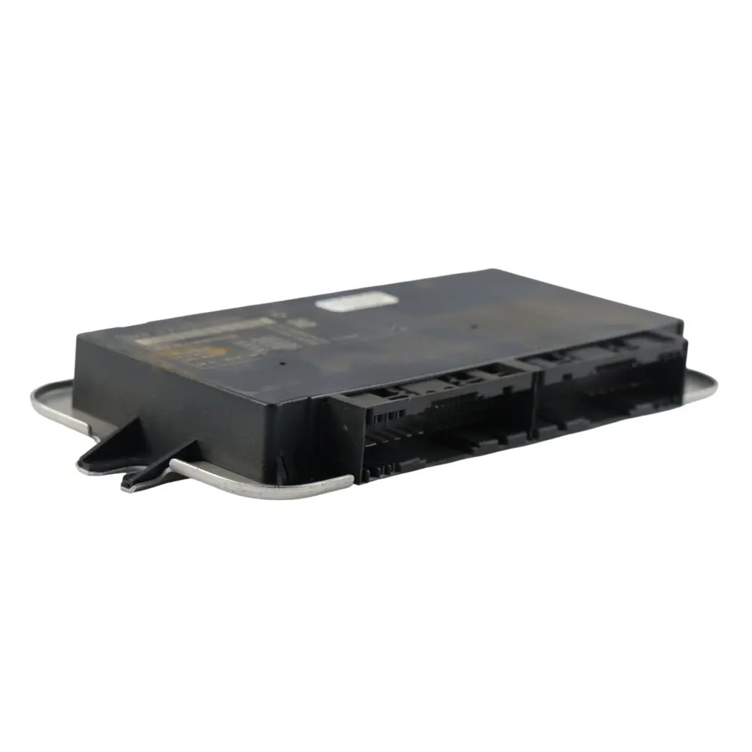 Footwell Light Module Control Unit ECU FRM3 to BMW X3 F25 with Part number 9247066 BMW X3 F25 Footwell Light Module Control Unit ECU FRM3 - SKU 9247066 - Part number 9247066