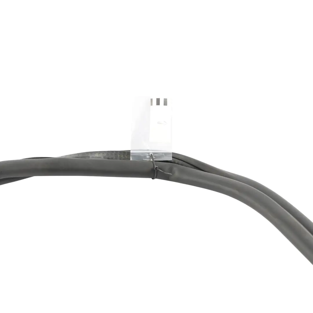 Door Outer Seal Gasket Left Right N/O/S 95553736502 to Porsche Cayenne 9PA Rear with Part number 95553936702 Porsche Cayenne 9PA Rear Door Outer Seal Gasket Left Right N/O/S 95553736502 - SKU 95553936702 - Part number 95553936702