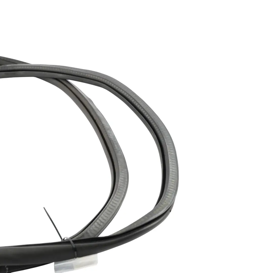 Door Outer Seal Gasket Left Right N/O/S 95553736502 to Porsche Cayenne 9PA Rear with Part number 95553936702 Porsche Cayenne 9PA Rear Door Outer Seal Gasket Left Right N/O/S 95553736502 - SKU 95553936702 - Part number 95553936702