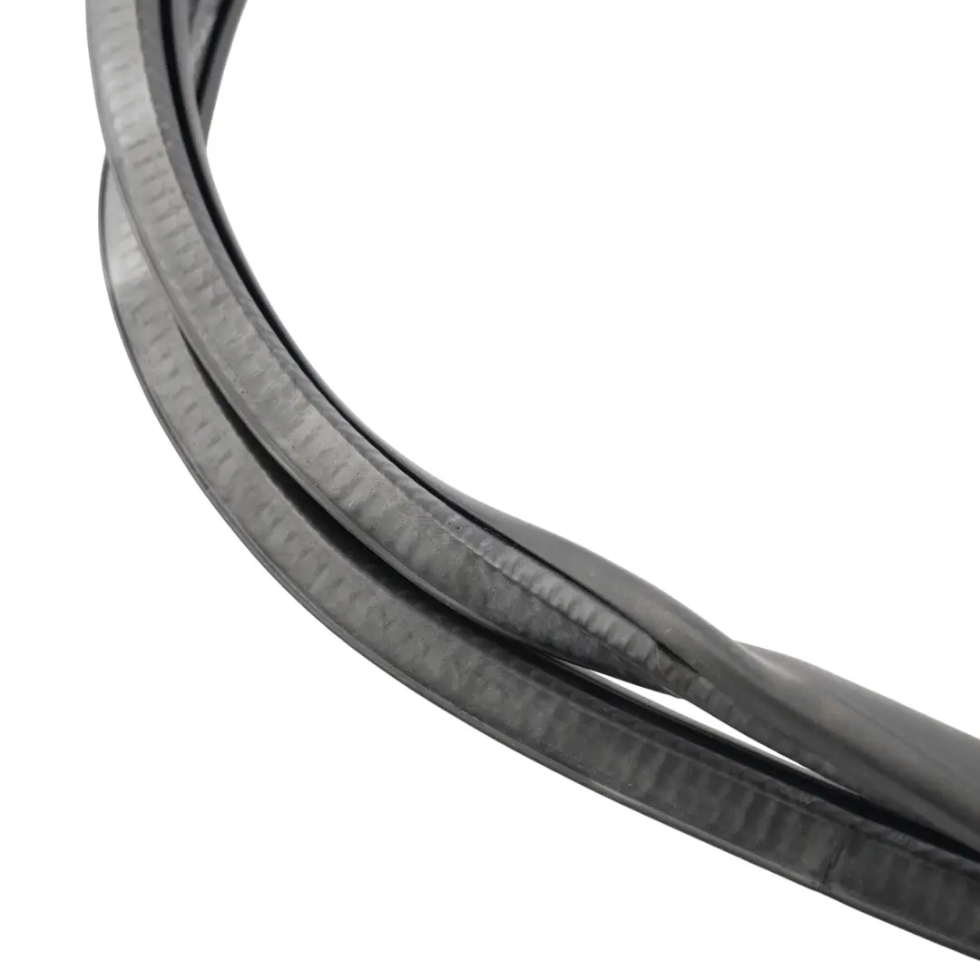 Porsche Cayenne 9PA Rear Door Outer Seal Gasket Left Right N/O/S 95553736502 - SKU 95553936702 - Part number 95553936702