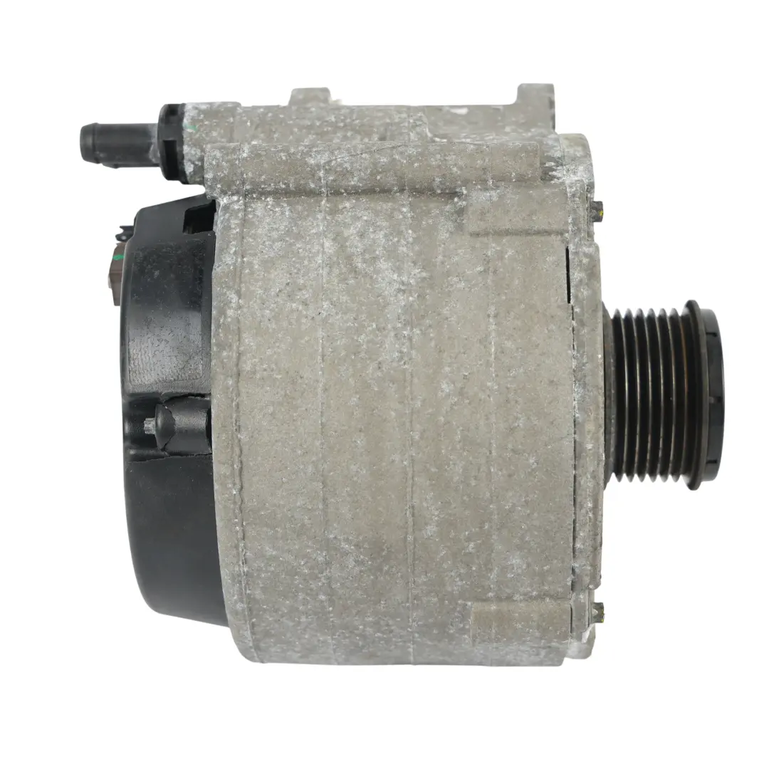 Alternateur Générateur 3.2 V6 Essence pour Porsche Cayenne 9PA à propos du numéro de pièce 95560301601 Porsche Cayenne 9PA Alternateur Générateur 3.2 V6 Essence - SKU 95560301601 - Numéro de pièce 95560301601