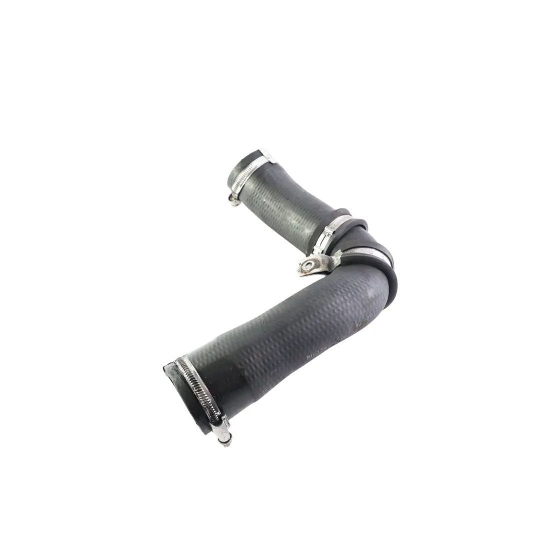 Pipe Hose 1.5 TDCi to Ford Fiesta Mk7 Transit Courier Turbo Intercooler with Part number 9677237680 Ford Fiesta Mk7 Transit Courier Turbo Intercooler Pipe Hose 1.5 TDCi - SKU 9677237680 - Part number 9677237680