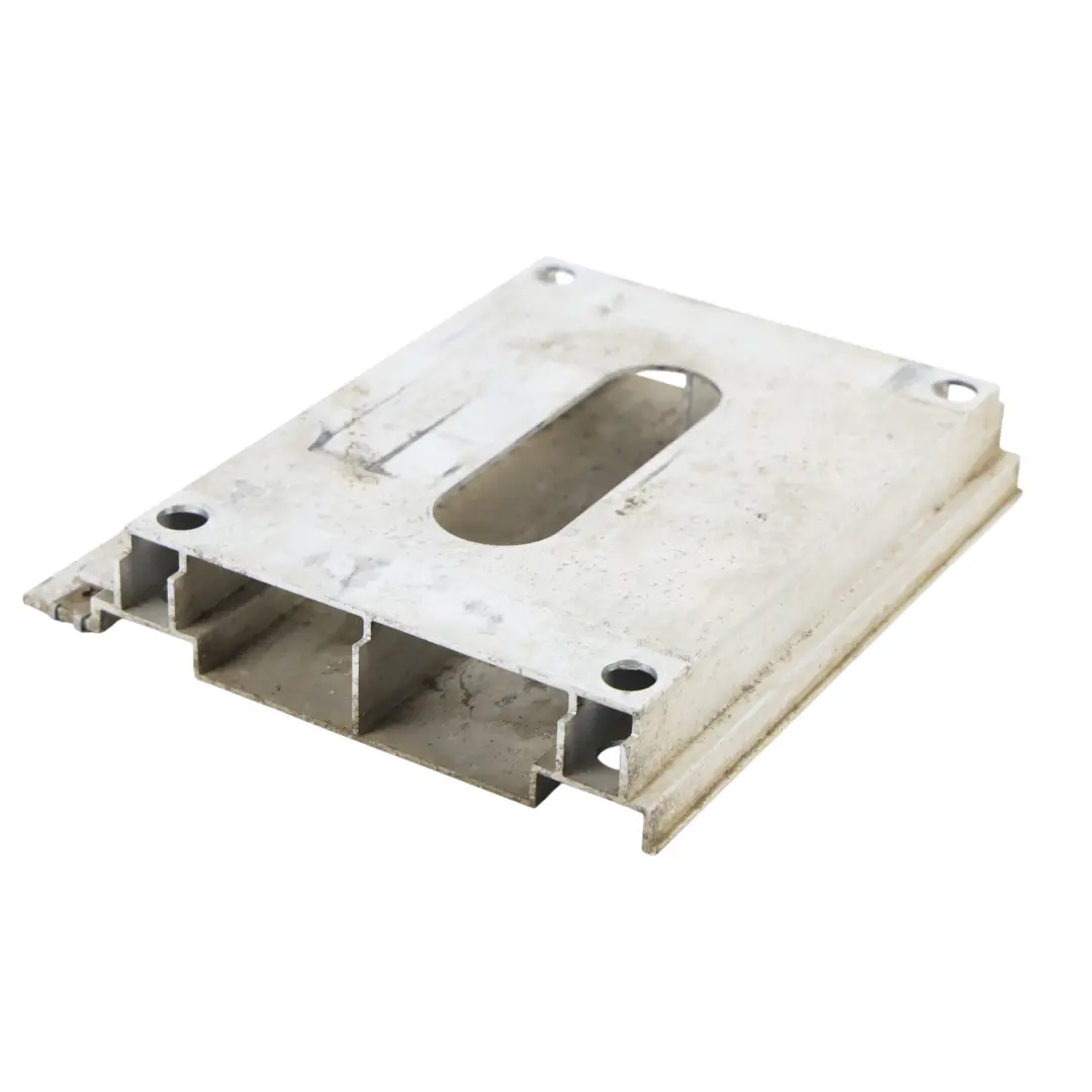 Porsche 718 Boxster 982 Staffa Rinforzo Montaggio Tunnel Posteriore 99150482300 - SKU 98150463300 - Numero di parte 98150463300