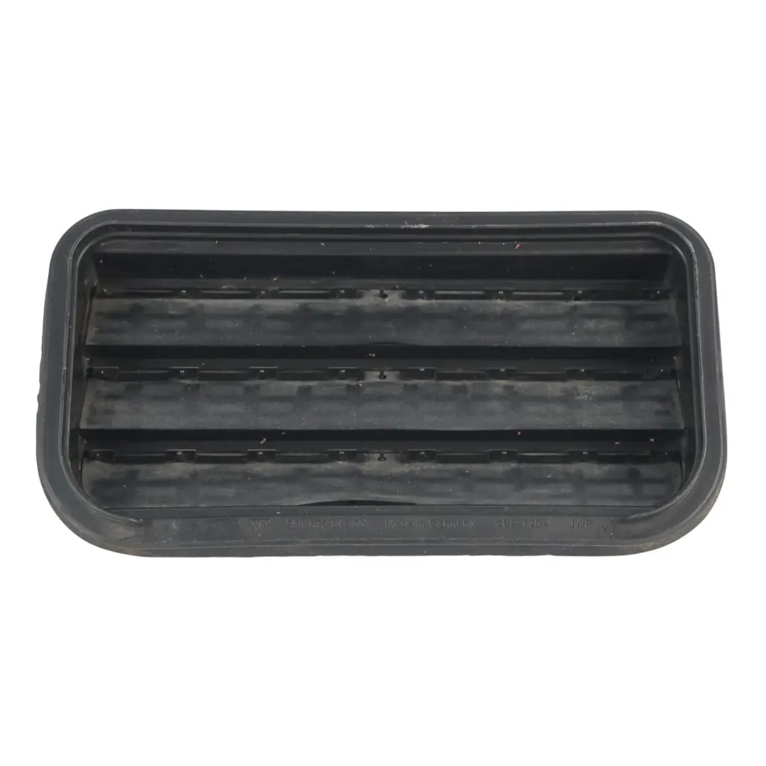 Porsche 718 Boxster 982 Ventilation Frame Rear End Side Panel - SKU 98157204300 - Part number 98157204300