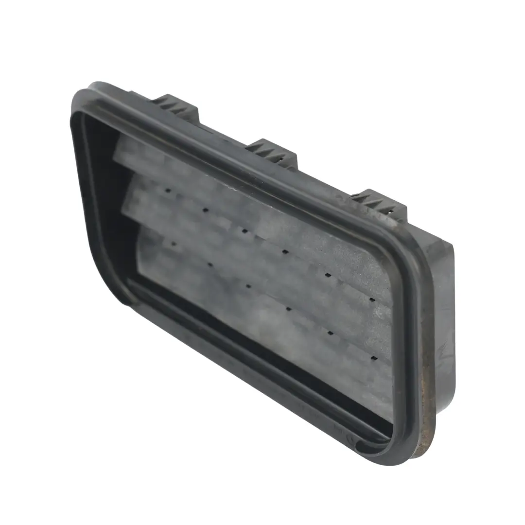Belüftungsrahmen Hinten Seitenverkleidung für Porsche 718 Boxster 982 mit Teilenummer 98157204300 Porsche 718 Boxster 982 Belüftungsrahmen Hinten Seitenverkleidung - SKU 98157204300 - Teilenummer 98157204300