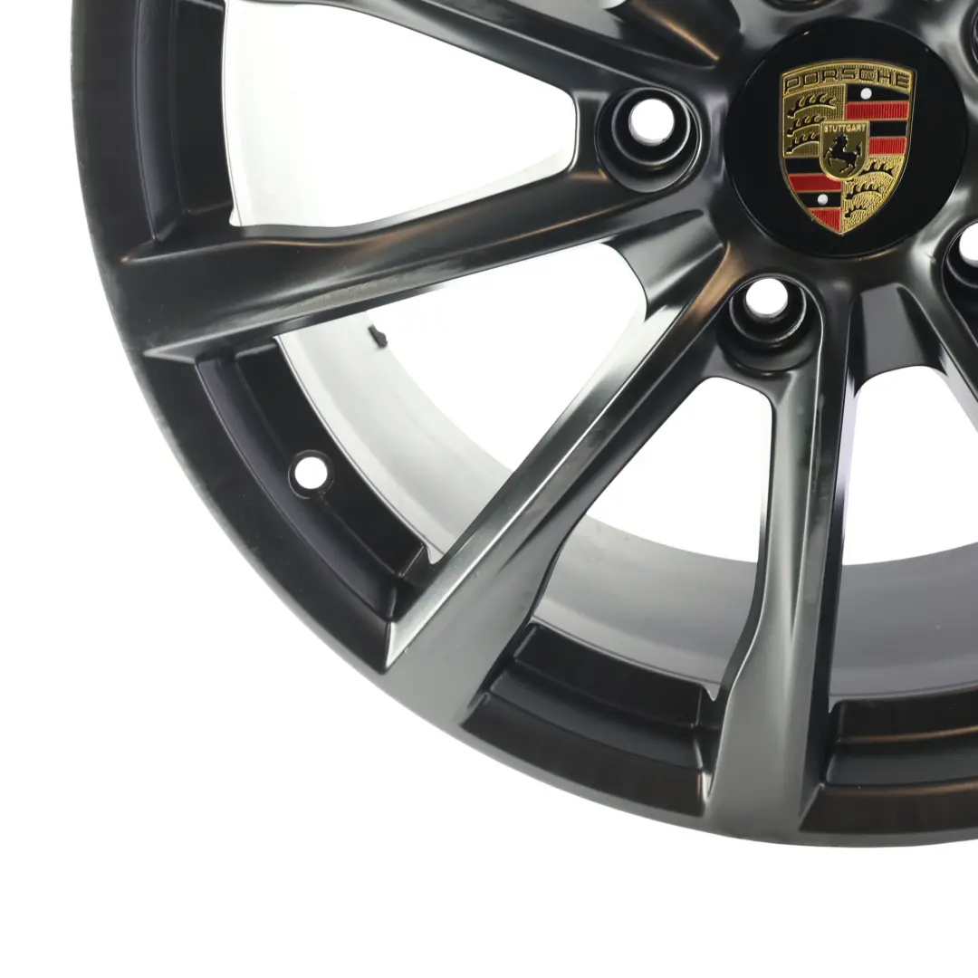 Felga Przednia 19" 8J Czarny Połysk do Porsche Cayman Boxster 982 o numerze 982601025 Porsche Cayman Boxster 982 Felga Przednia 19" 8J Czarny Połysk - SKU 982601025-2 - Numer Części 982601025