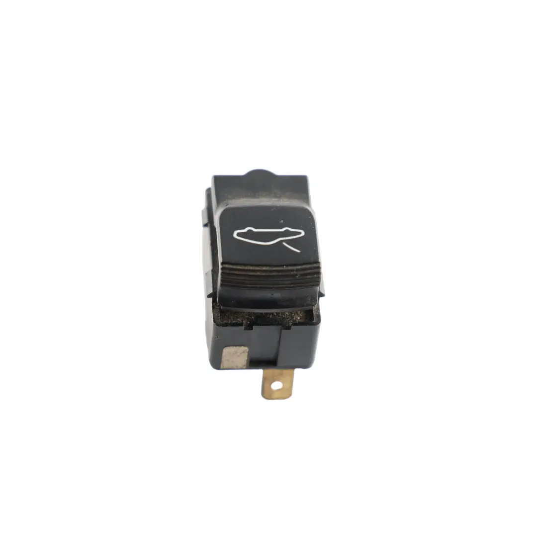 Interruptor Botón Apertura Capó para Porsche 911 996 Boxster 986 con número de pieza 99661310510 Porsche 911 996 Boxster 986 Interruptor Botón Apertura Capó - SKU 99661310510 - Número de pieza 99661310510