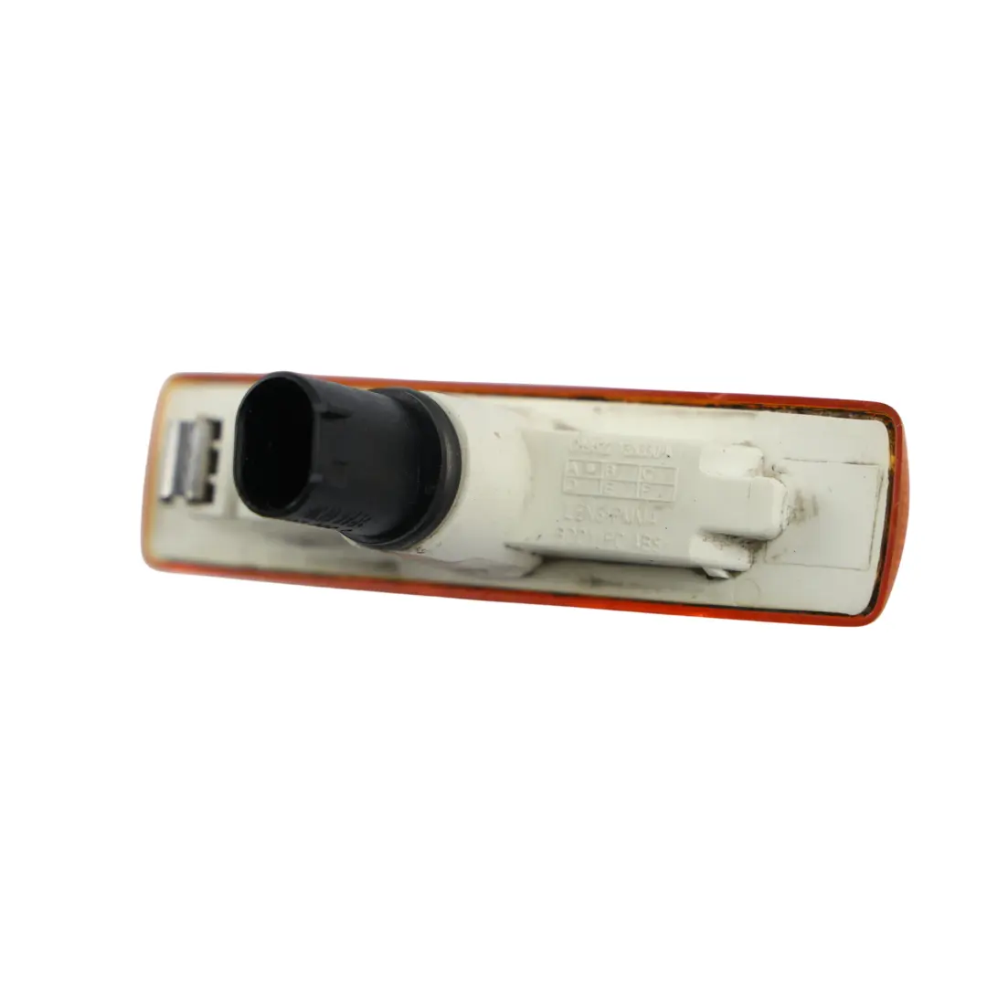 Indicatore Laterale Sinistro Destro per Land Rover Discovery 4 L319 con numero di parte 9H22-13N330-AA Land Rover Discovery 4 L319 Indicatore Laterale Sinistro Destro - SKU 9H22-13N330-AA-1 - Numero di parte 9H22-13N330-AA