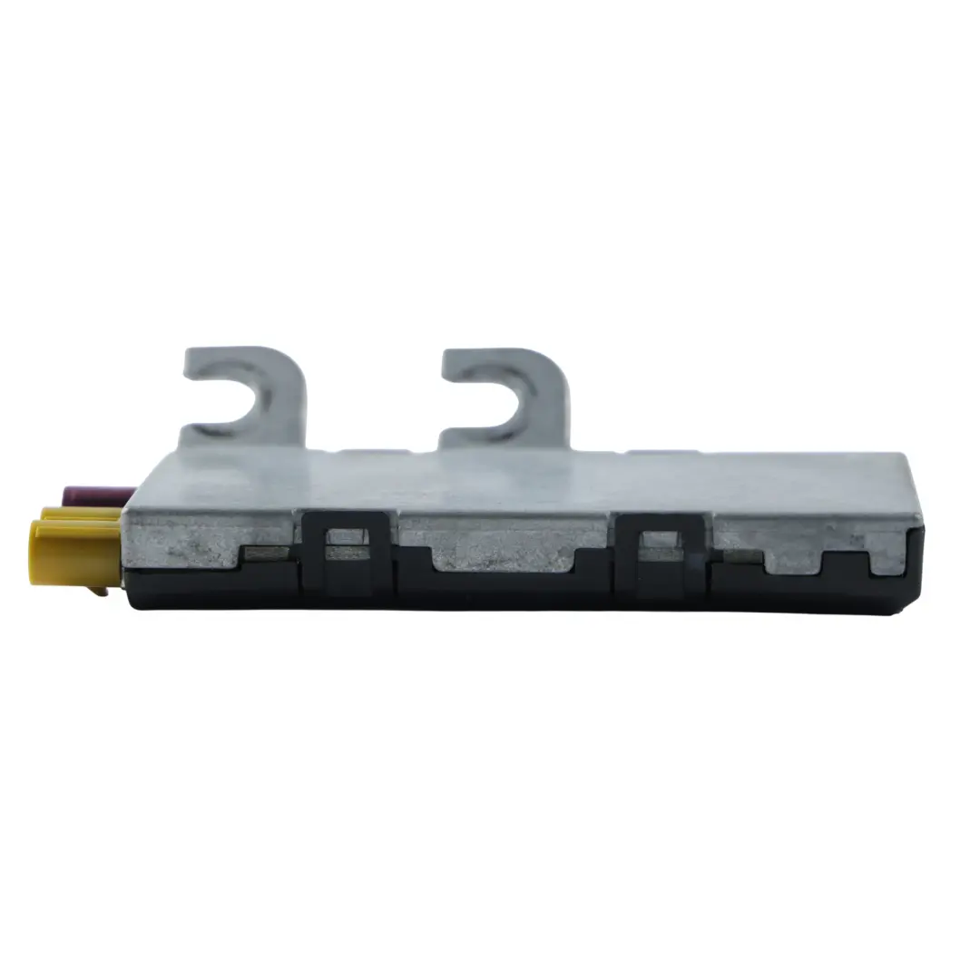 Amplificador Antena Delantero Derecho para Porsche 718 Boxster 982 con número de pieza 9P1035225 Porsche 718 Boxster 982 Amplificador Antena Delantero Derecho - SKU 9P1035225 - Número de pieza 9P1035225