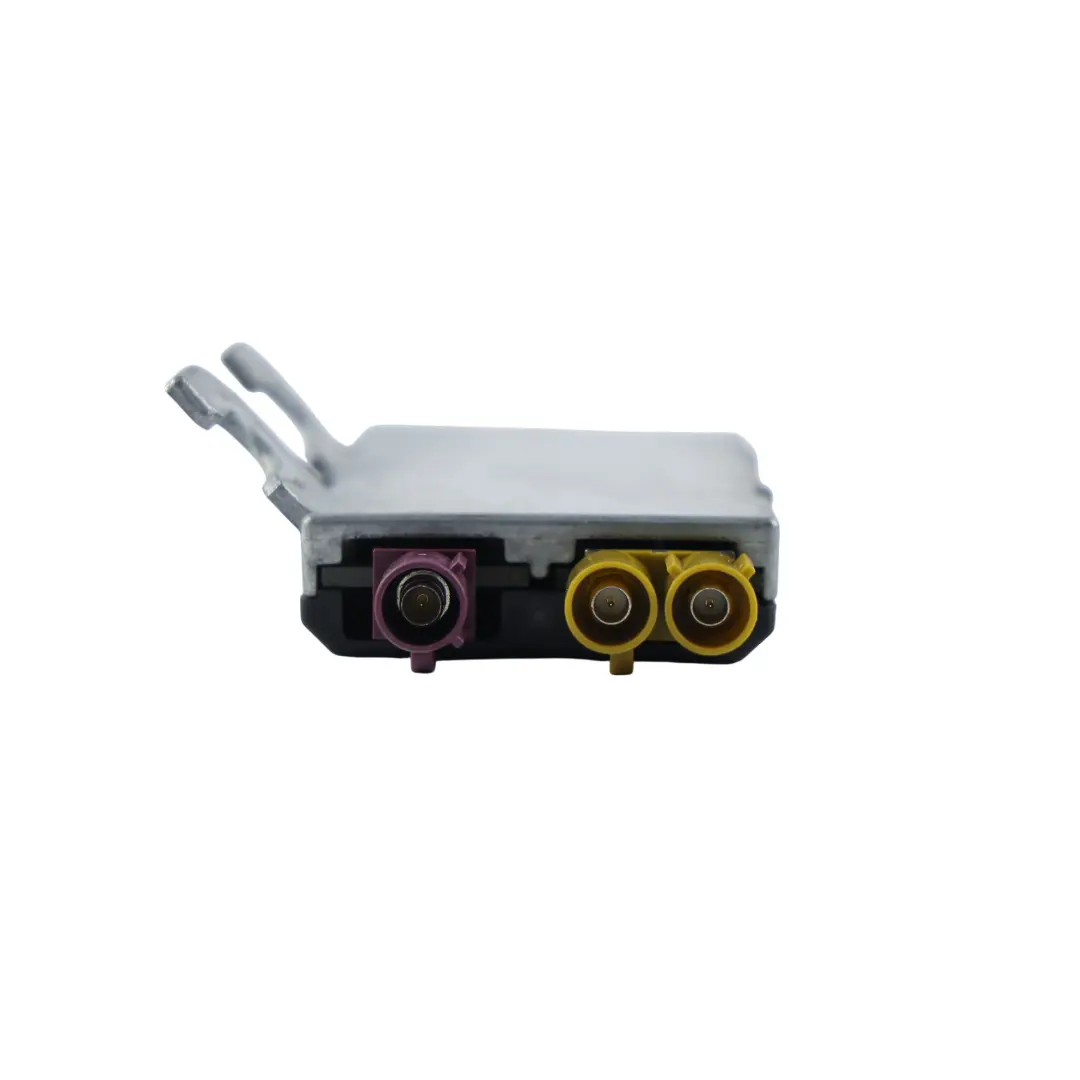 Front Antenna Amplifier Aerial Right O/S to Porsche 718 Boxster 982 with Part number 9P1035225 Porsche 718 Boxster 982 Front Antenna Amplifier Aerial Right O/S - SKU 9P1035225 - Part number 9P1035225