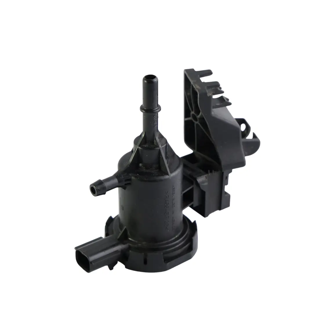 Mercedes W176 W205 X253 Benzynowy Elektrozawór Podciśnienia - SKU A0004764536 - Numer Części A0004764536