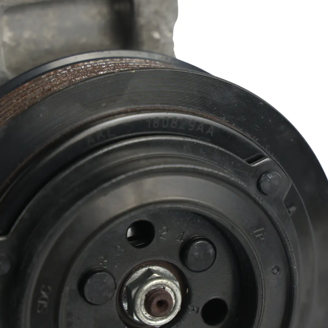 Klimakompressor Klimaanlage Pumpe für Mercedes W205 C238 mit Teilenummer A0008300302 Mercedes W205 C238 Klimakompressor Klimaanlage Pumpe - SKU A0008300302 - Teilenummer A0008300302