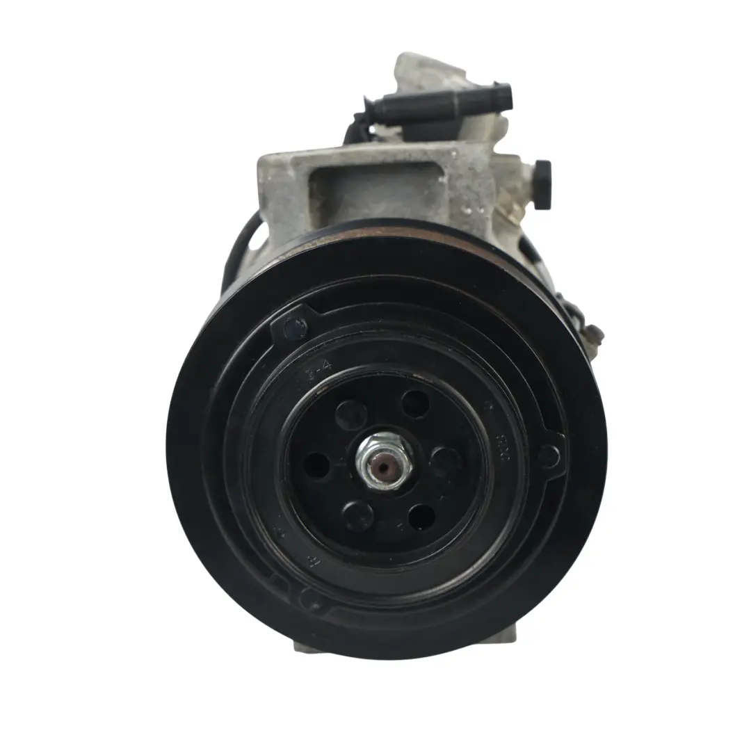 Pompa Aria Condizionata per Mercedes W205 C238 Compressore con numero di parte A0008300302 Mercedes W205 C238 Compressore Pompa Aria Condizionata - SKU A0008300302 - Numero di parte A0008300302