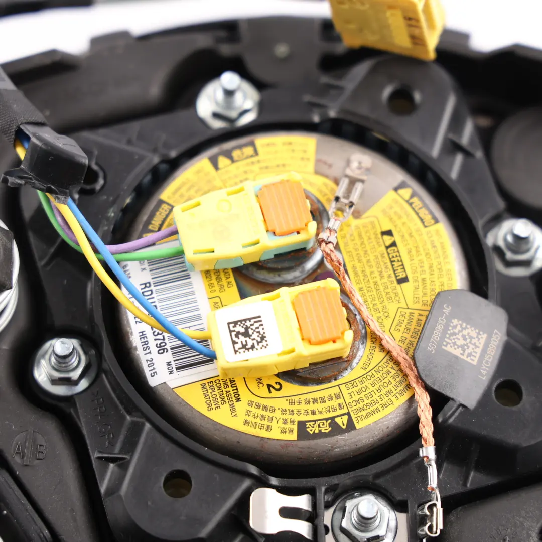 Mercedes W205 Steering Wheel Air Module Driver's Side - SKU A0008602900 - Part number A0008602900