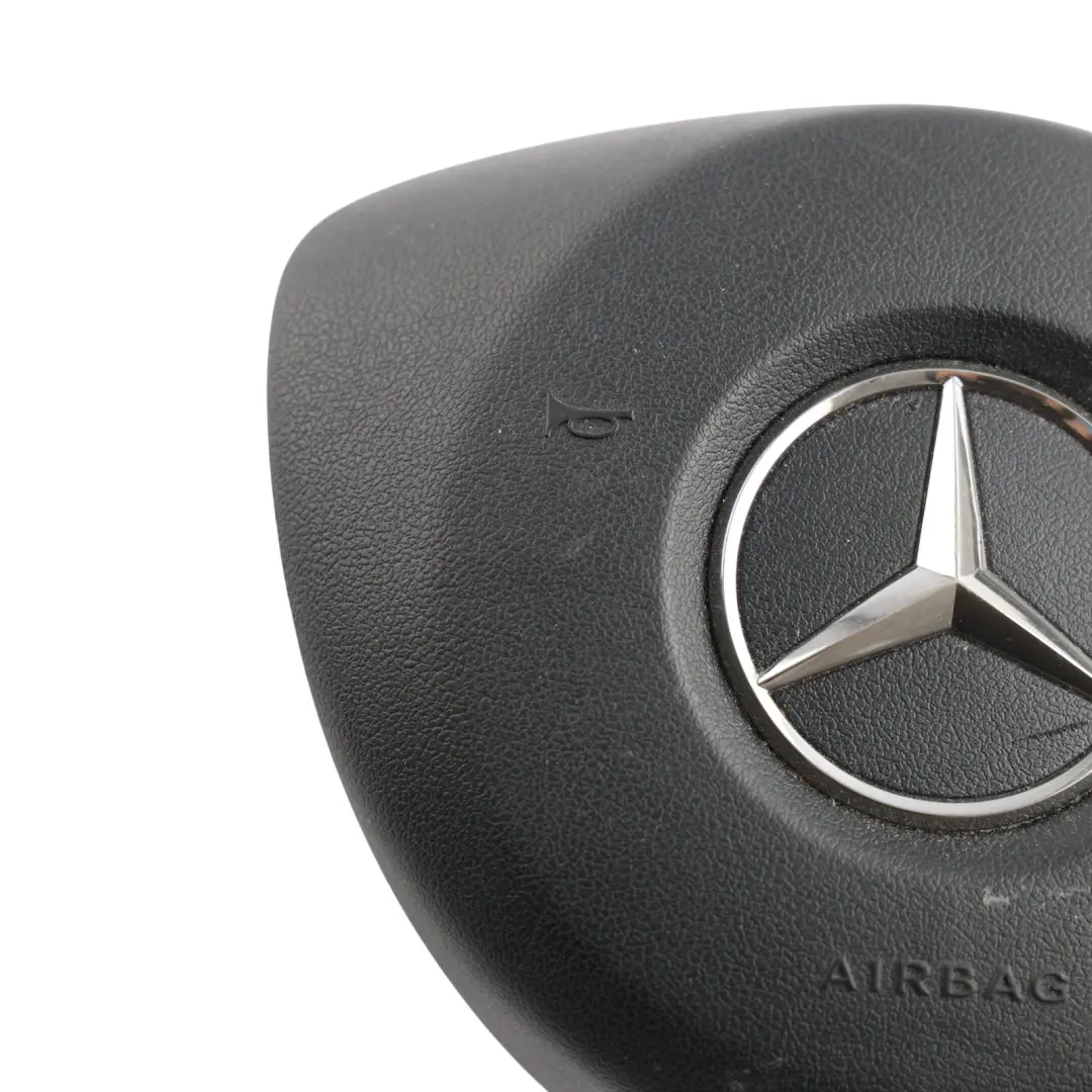 Steering Wheel Air Module Driver's Side to Mercedes W205 with Part number A0008602900 Mercedes W205 Steering Wheel Air Module Driver's Side - SKU A0008602900 - Part number A0008602900