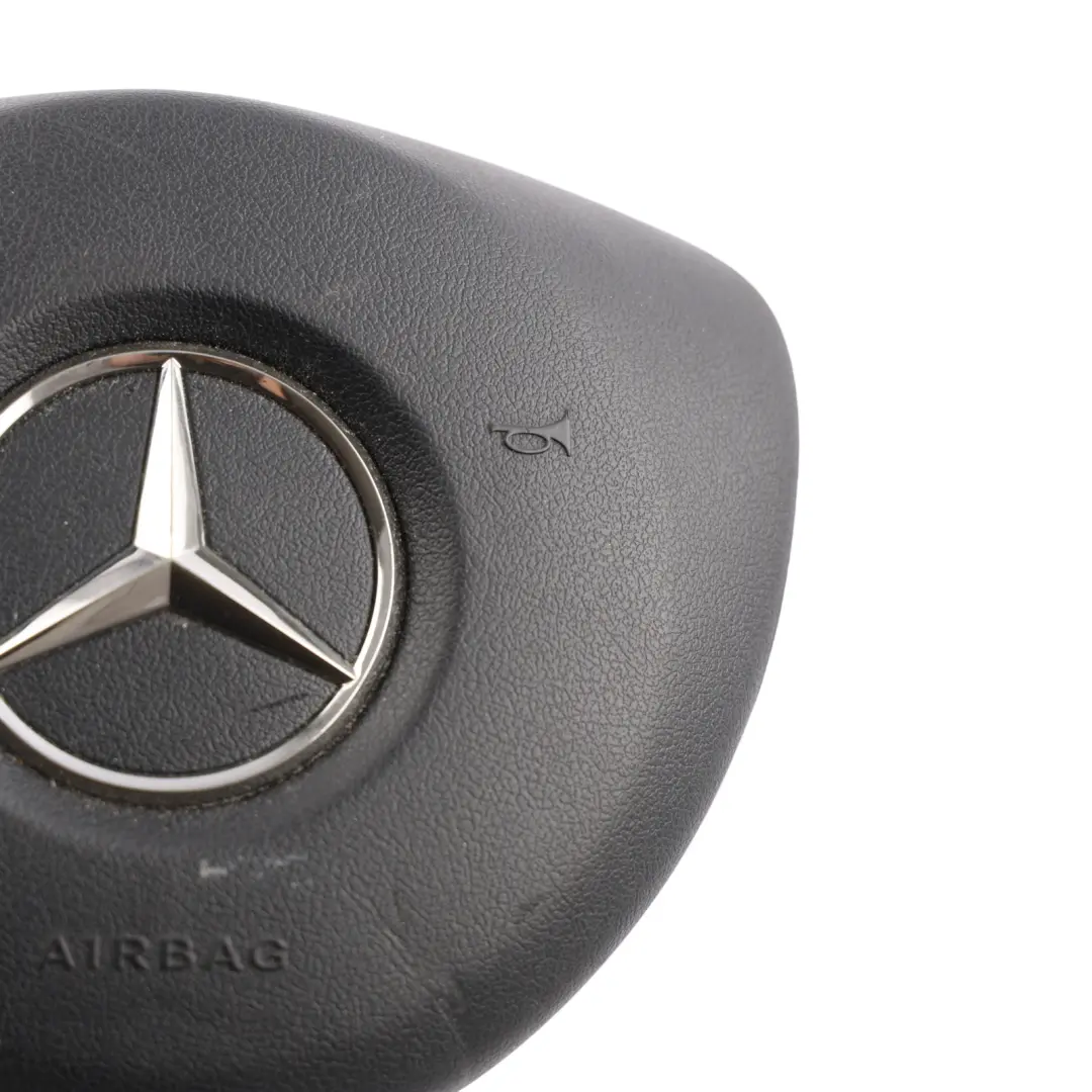 Steering Wheel Air Module Driver's Side to Mercedes W205 with Part number A0008602900 Mercedes W205 Steering Wheel Air Module Driver's Side - SKU A0008602900 - Part number A0008602900