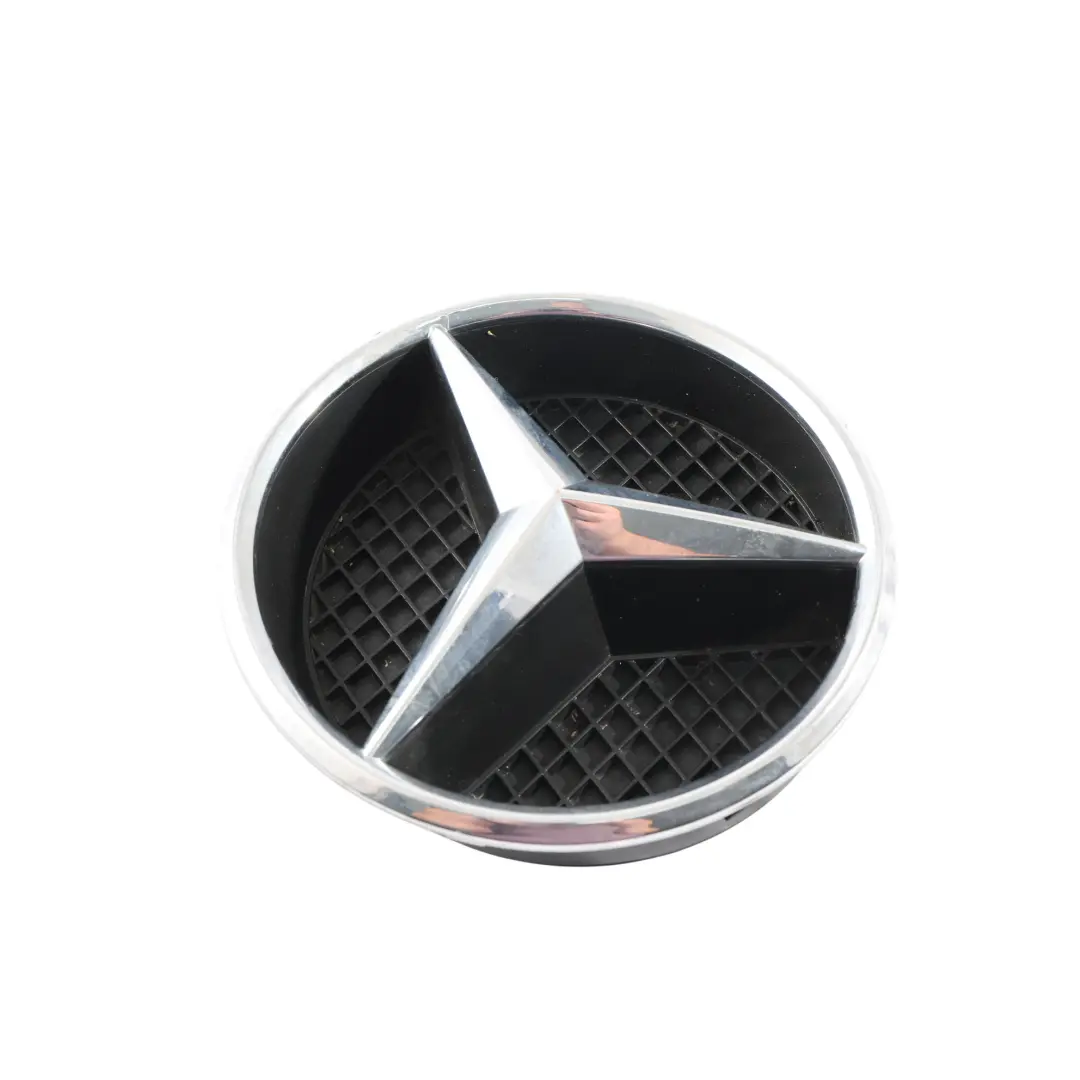 Mercedes W176 W204 W205 Logo Emblema Insignia Capó Delantero Cromado - SKU A0008880060-3 - Número de pieza A0008880060