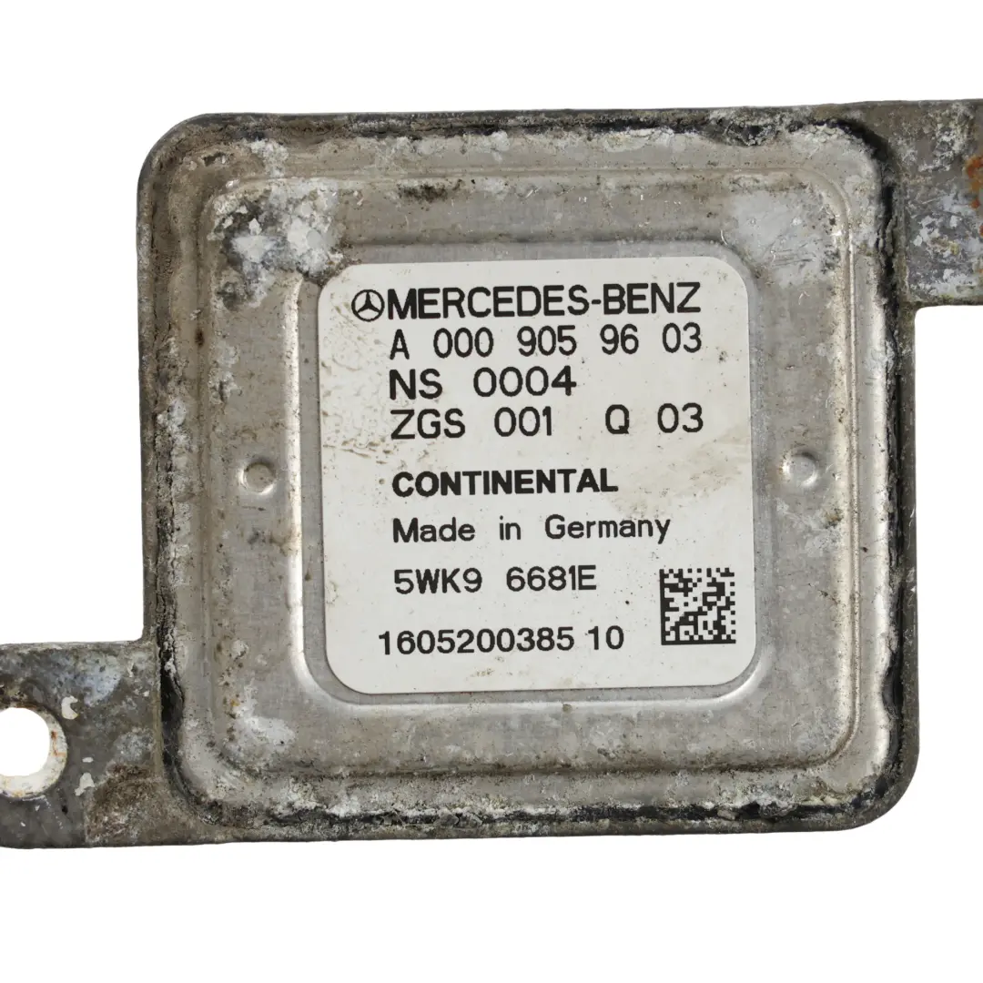 Lambda Sauerstoffsensor Sonde für Mercedes W906 mit Teilenummer A0009059603 Mercedes W906 Lambda Sauerstoffsensor Sonde - SKU A0009059603 - Teilenummer A0009059603