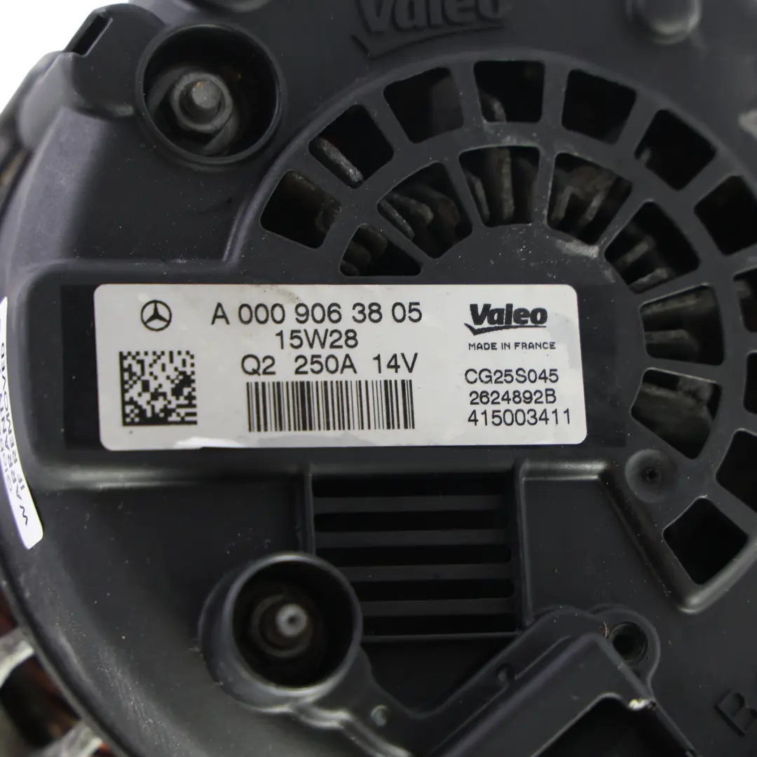 Alternateur Générateur Triphasé 14V 250A pour Mercedes W205 W222 à propos du numéro de pièce A0009063805 Mercedes W205 W222 Alternateur Générateur Triphasé 14V 250A - SKU A0009063805 - Numéro de pièce A0009063805