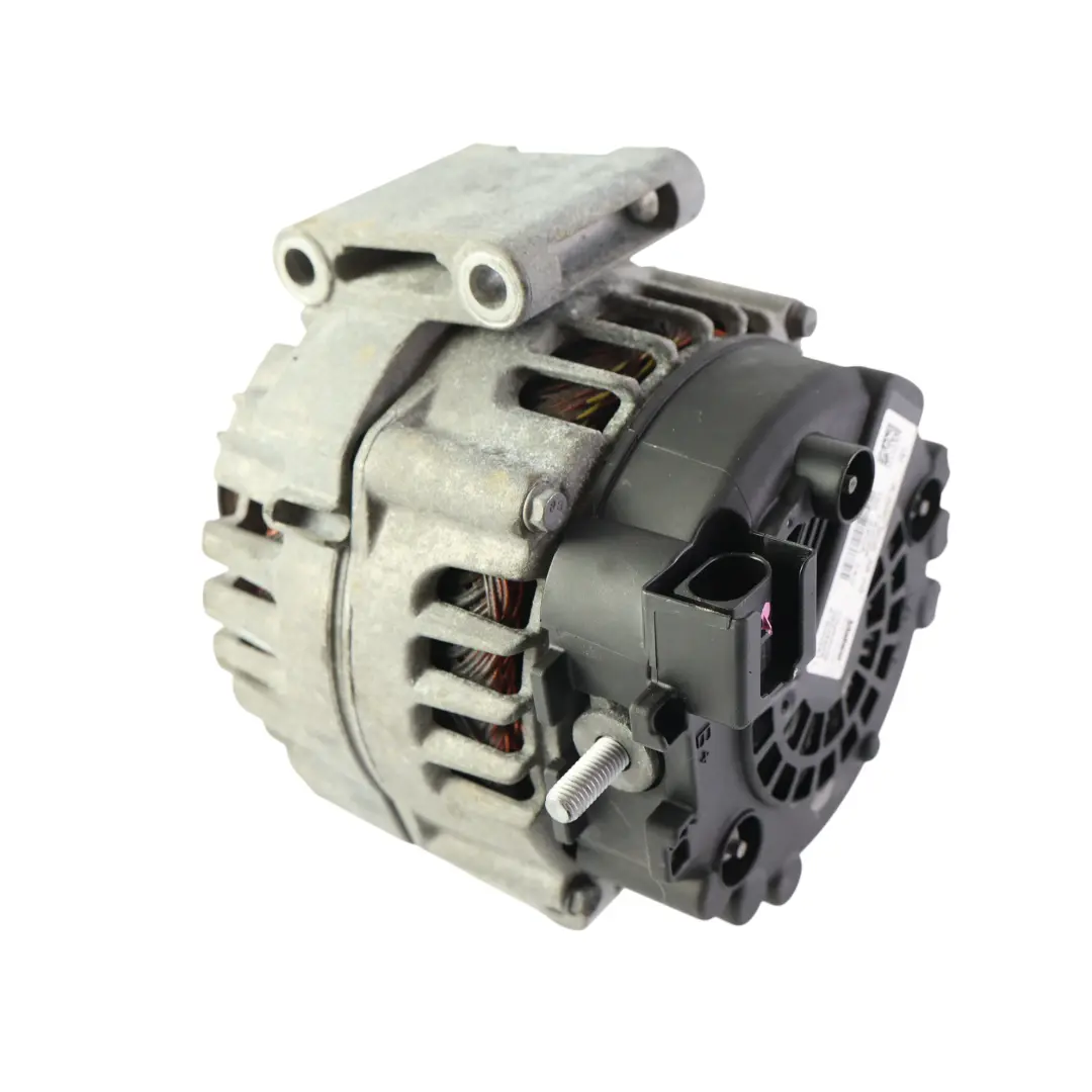 Three Phase Alternator Generator 14V 250A to Mercedes W205 W222 with Part number A0009063805 Mercedes W205 W222 Three Phase Alternator Generator 14V 250A - SKU A0009063805 - Part number A0009063805