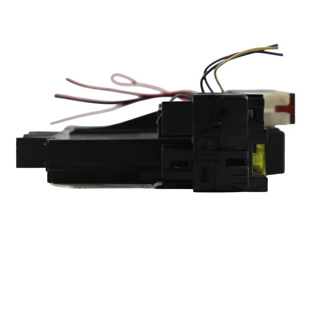 W215 W220 Body Control Module SAM Unit Right O/S to Mercedes CL with Part number A0315451732 Mercedes CL W215 W220 Body Control Module SAM Unit Right O/S - SKU A0315451732 - Part number A0315451732
