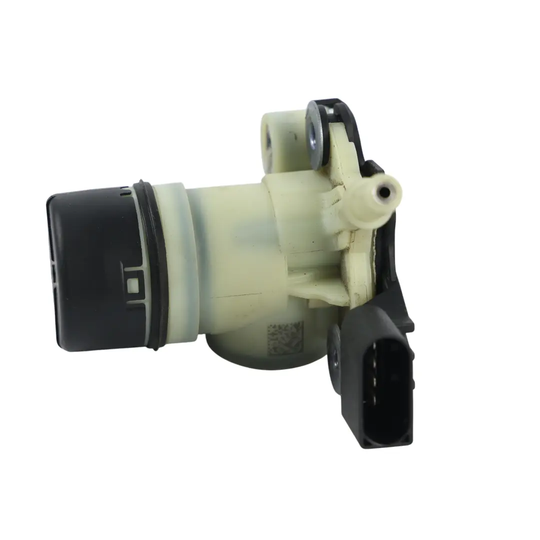 AdBlue Fluid Tank Reservoir Pump F01C250151 to Mercedes W205 S205 with Part number A0994710475 Mercedes W205 S205 AdBlue Fluid Tank Reservoir Pump F01C250151 - SKU A0994710475-1 - Part number A0994710475