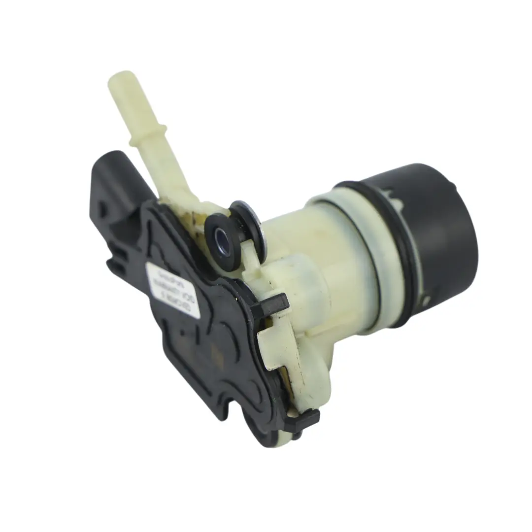 Serbatoio AdBlue con Pompa F01C250151 per Mercedes W205 S205 con numero di parte A0994710475 Mercedes W205 S205 Serbatoio AdBlue con Pompa F01C250151 - SKU A0994710475-1 - Numero di parte A0994710475