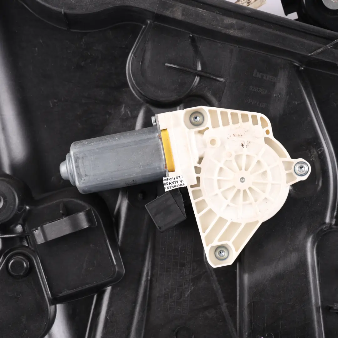 Mercedes CLA C117 Door Window Lifter Regulator Motor Front Left N/S - SKU A1177200000 - Part number A1177200000