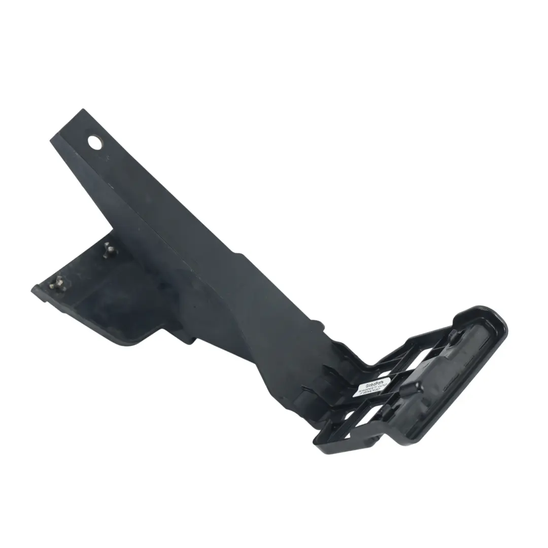 Mercedes C117 CLA 45 Soporte Parachoques Trasero Izquierdo - SKU A1178852301 - Número de pieza A1178852301