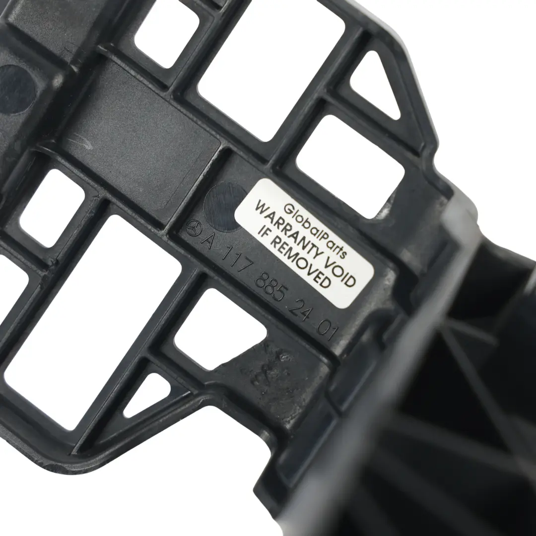 Mercedes C117 CLA 45 Soporte Parachoques Trasero Derecho - SKU A1178852401 - Número de pieza A1178852401