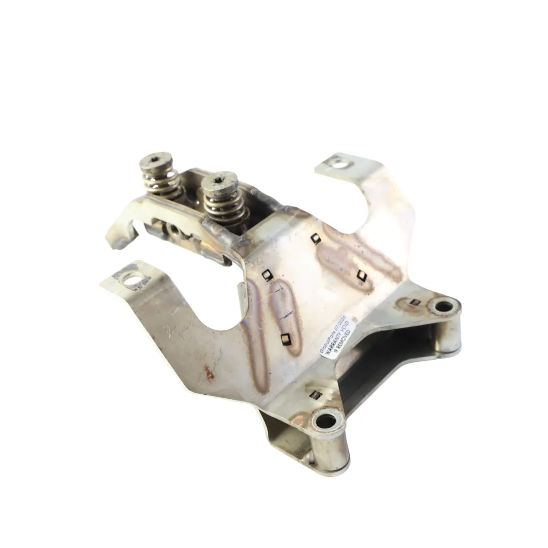 Mercedes W176 M133 Soporte Bracket Turbocompresor - SKU A1330900541-1 - Número de pieza A1330900541