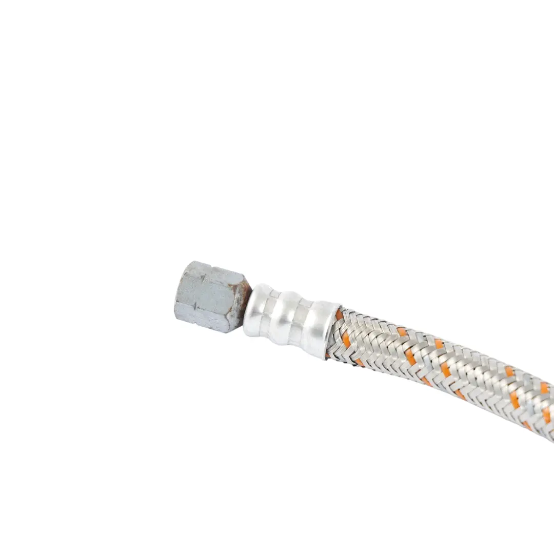 Mercedes R171 Tuyau Flexible Conduite Carburant M272 Essence - SKU A1714701075 - Numéro de pièce A1714701075