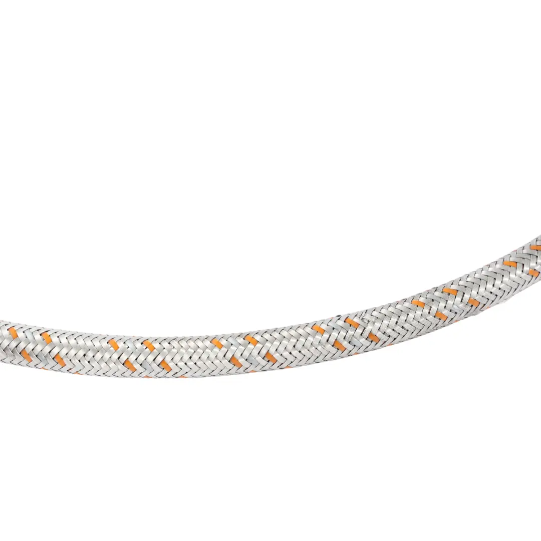 Mercedes R171 Tuyau Flexible Conduite Carburant M272 Essence - SKU A1714701075 - Numéro de pièce A1714701075