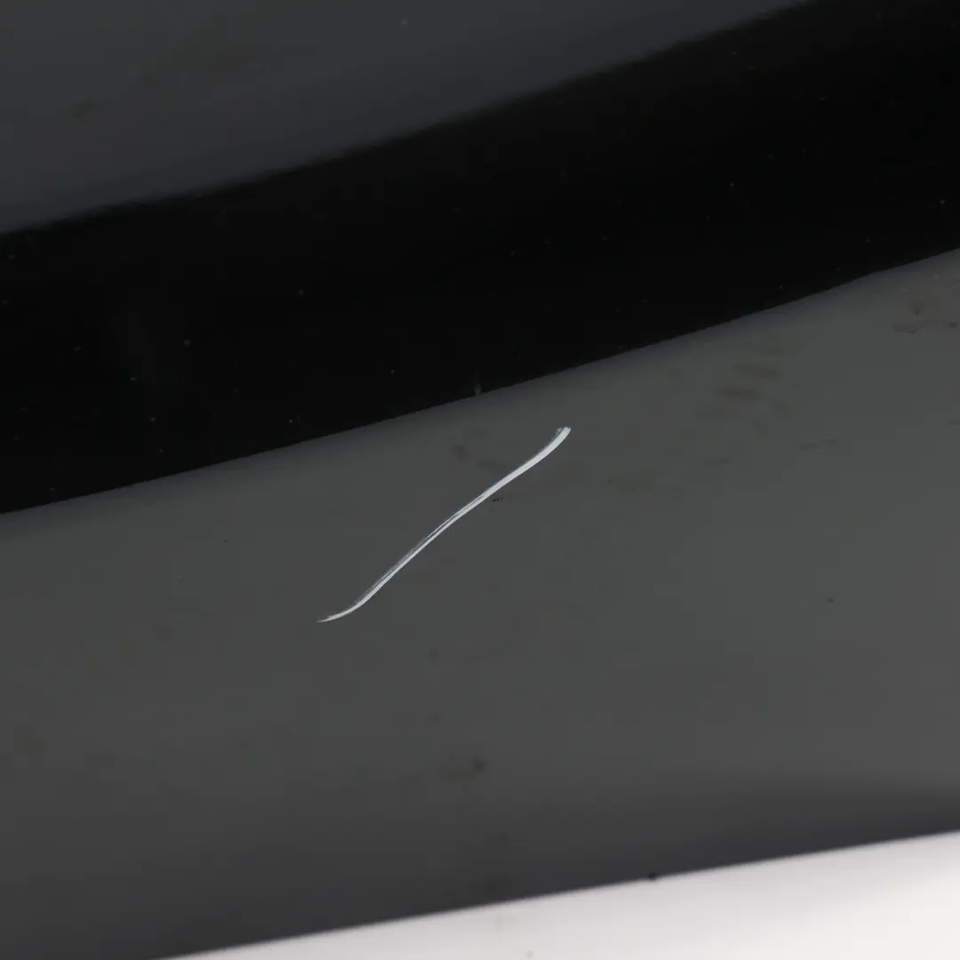 Puerta Delantera Izquierda Kosmos Negro Cósmico Metalizado - 191 para Mercedes W176 con número de pieza A1767200105 Mercedes W176 Puerta Delantera Izquierda Kosmos Negro Cósmico Metalizado - 191 - SKU A1767200105-KB - Número de pieza A1767200105