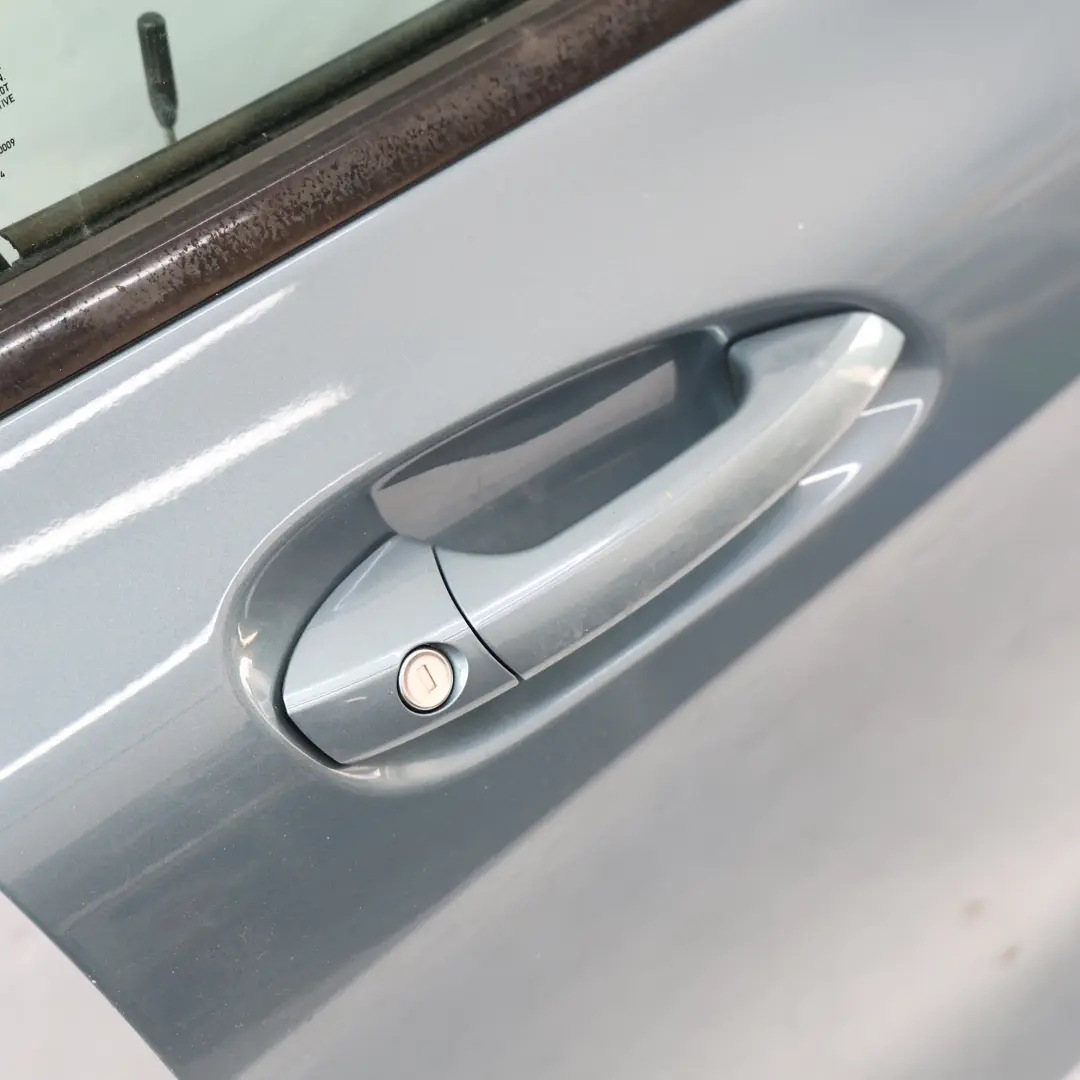 Door Front Right O/S A-Class Universe Blue Metallic - 894 to Mercedes W176 with Part number A1767200205 Mercedes W176 Door Front Right O/S A-Class Universe Blue Metallic - 894 - SKU A1767200205-UNI - Part number A1767200205