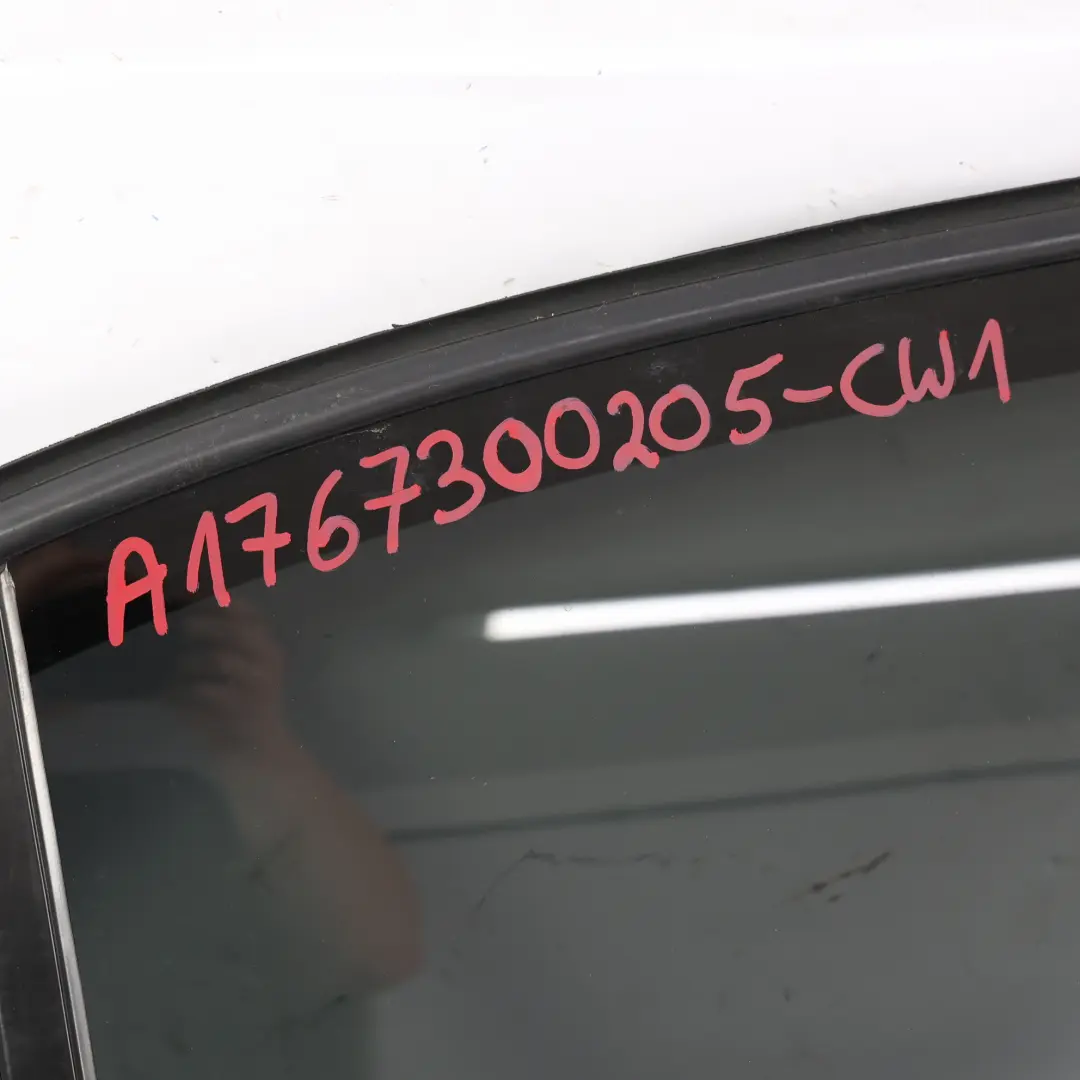 Mercedes W176 Porte Arrière Droite Classe A Calcite White Blanc - 650 - SKU A1767300205-CW1 - Numéro de pièce A1767300205