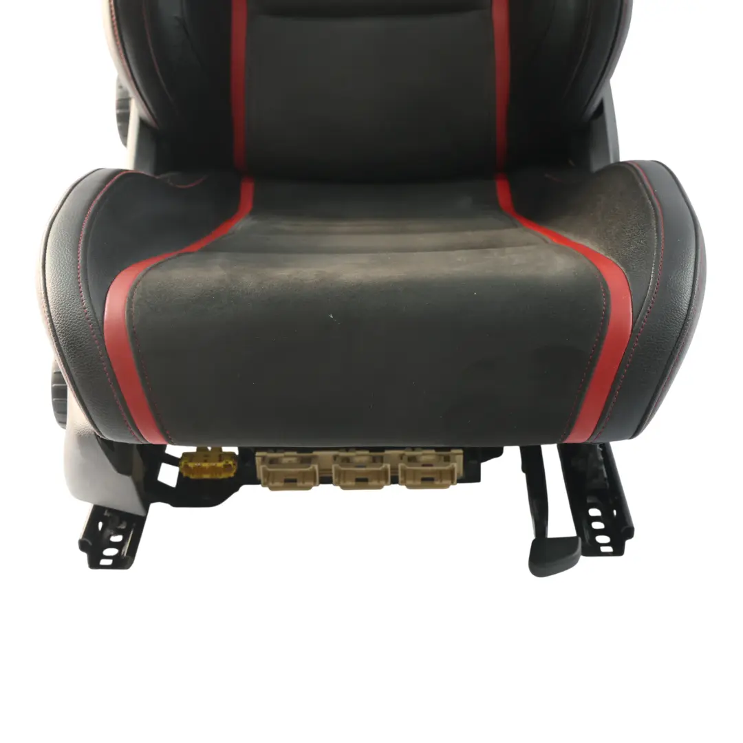Mercedes W176 Siège Avant AMG Performance Cuir Chauffant Noir Rouge Droit - SKU A1769103702-2 - Numéro de pièce A1769103702