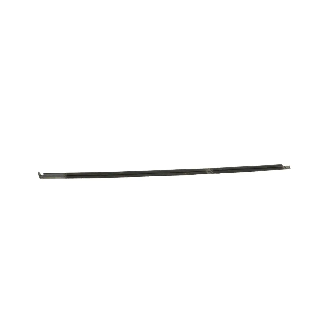 Mercedes W177 Riel Sellado Ventana Puerta Delantera Izquierda Negro - SKU A1777258500 - Número de pieza A1777258500