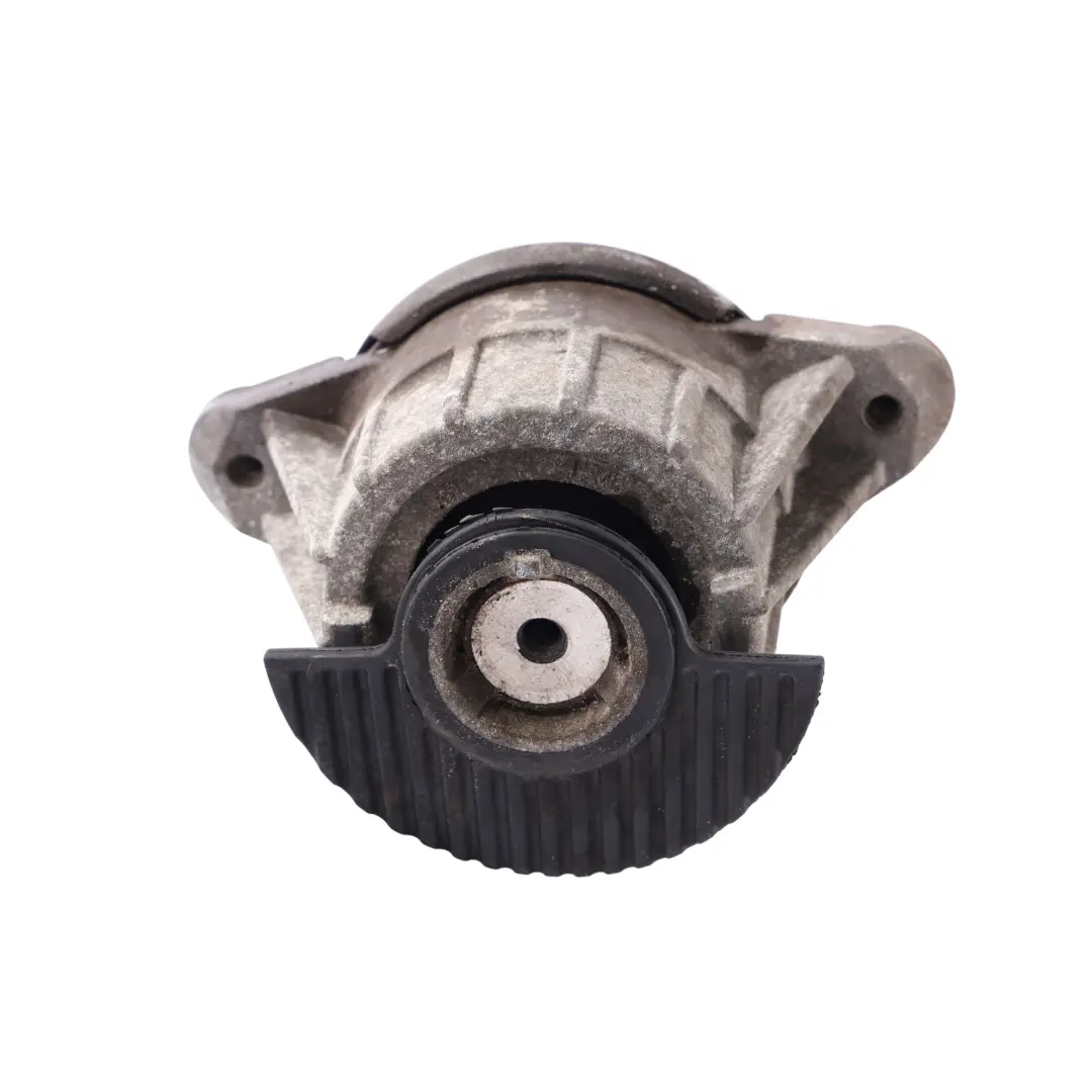 Support Moteur Avant M156 Essence Gauche pour Mercedes W204 63 AMG à propos du numéro de pièce A2042405117 Mercedes W204 63 AMG Support Moteur Avant M156 Essence Gauche - SKU A2042405117 - Numéro de pièce A2042405117