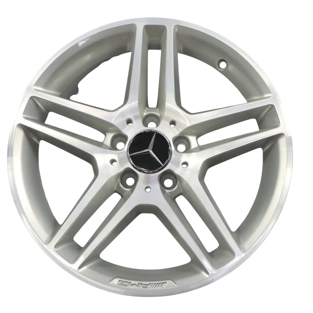 Cerchi Lega Argento Set 4x 17" 7.5J ET:47 8.5J ET:58 A2044012300 per Mercedes con numero di parte A2044012300-SET Mercedes Cerchi Lega Argento Set 4x 17" 7.5J ET:47 8.5J ET:58 A2044012300 - SKU A2044012300-SET - Numero di parte A2044012300-SET