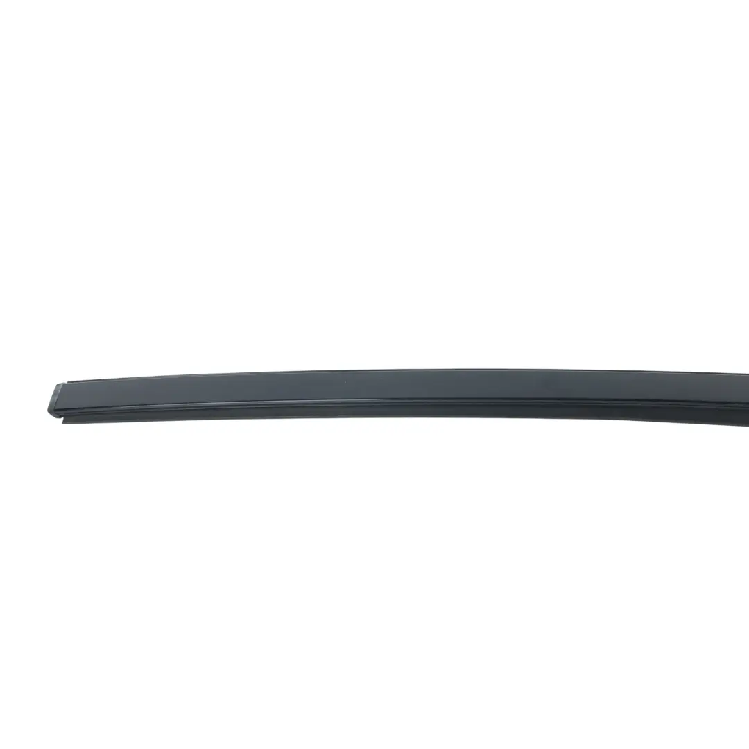 Mercedes W204 Déflecteur d'Eau Pare-Brise Avant Gauche - SKU A2046906862 - Numéro de pièce A2046906862
