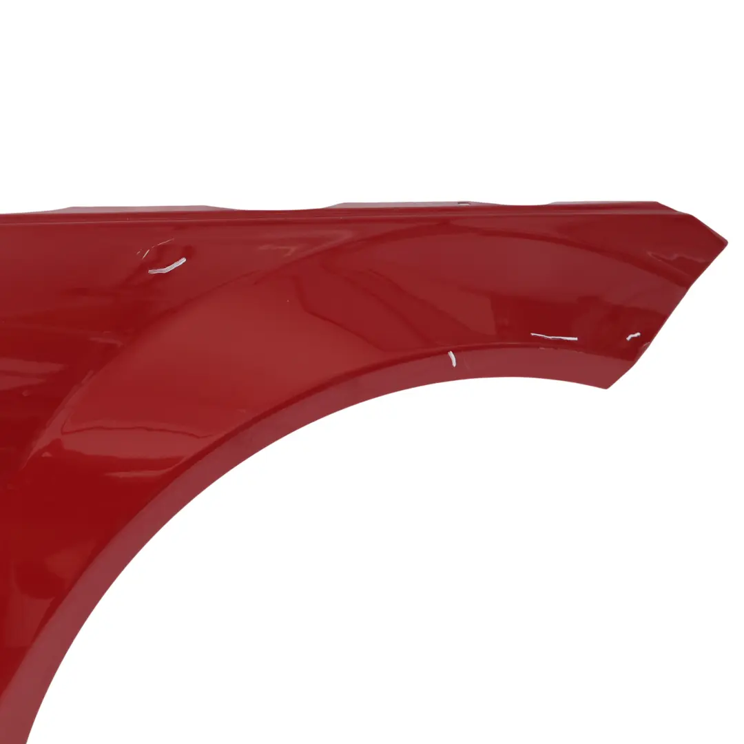 Guardabarros Delantero Derecho Rojo Ópalo de Fuego-590 para Mercedes W204 con número de pieza A2048800218 Mercedes W204 Guardabarros Delantero Derecho Rojo Ópalo de Fuego-590 - SKU A2048800218-FUP - Número de pieza A2048800218