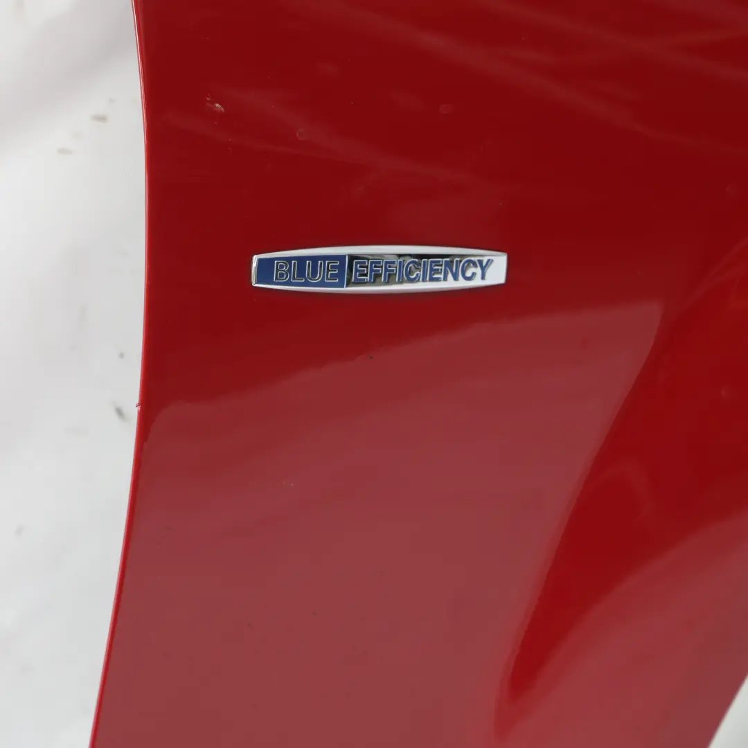 Guardabarros Delantero Derecho Rojo Ópalo de Fuego-590 para Mercedes W204 con número de pieza A2048800218 Mercedes W204 Guardabarros Delantero Derecho Rojo Ópalo de Fuego-590 - SKU A2048800218-FUP - Número de pieza A2048800218