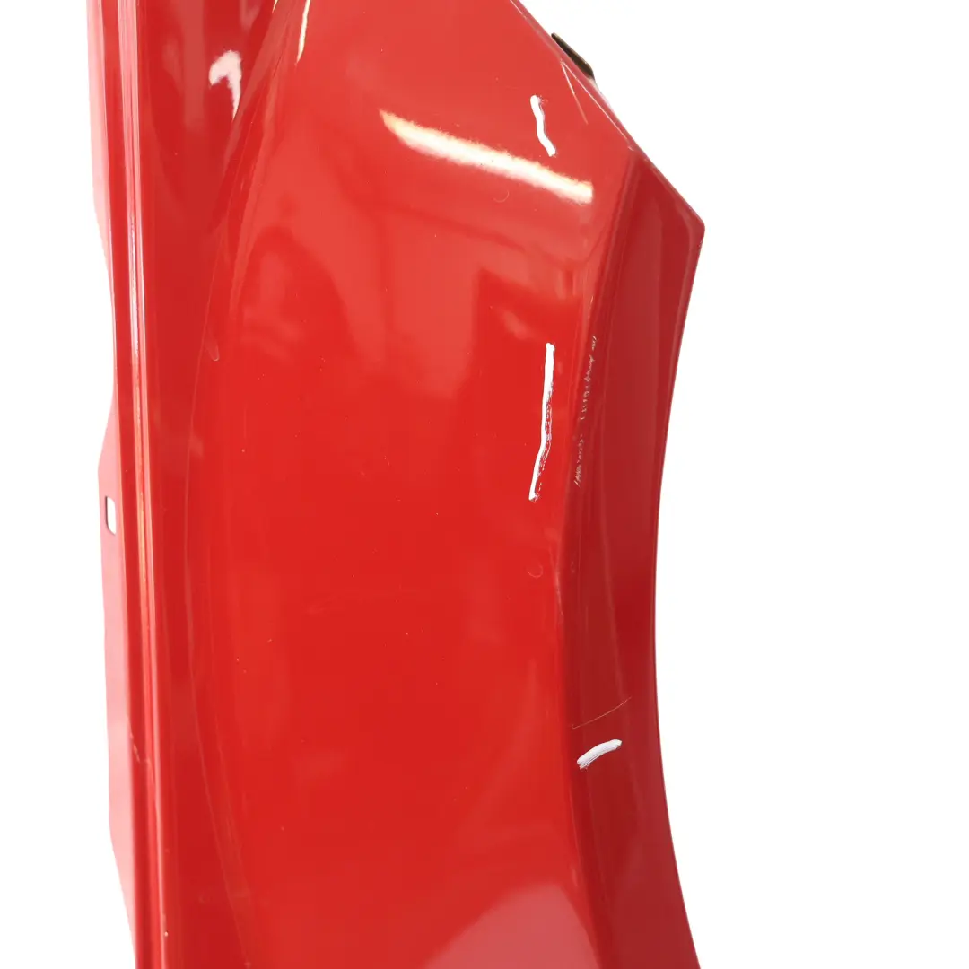 Guardabarros Delantero Derecho Rojo Ópalo de Fuego-590 para Mercedes W204 con número de pieza A2048800218 Mercedes W204 Guardabarros Delantero Derecho Rojo Ópalo de Fuego-590 - SKU A2048800218-FUP - Número de pieza A2048800218
