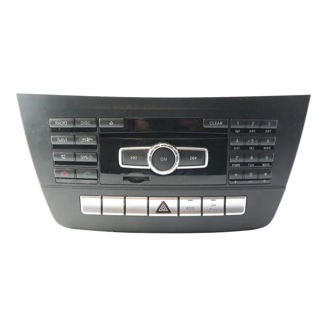Mercedes W204 Lecteur CD Navigation Satellite Radio Unité Centrale - SKU A2049005908-4 - Numéro de pièce A2049005908
