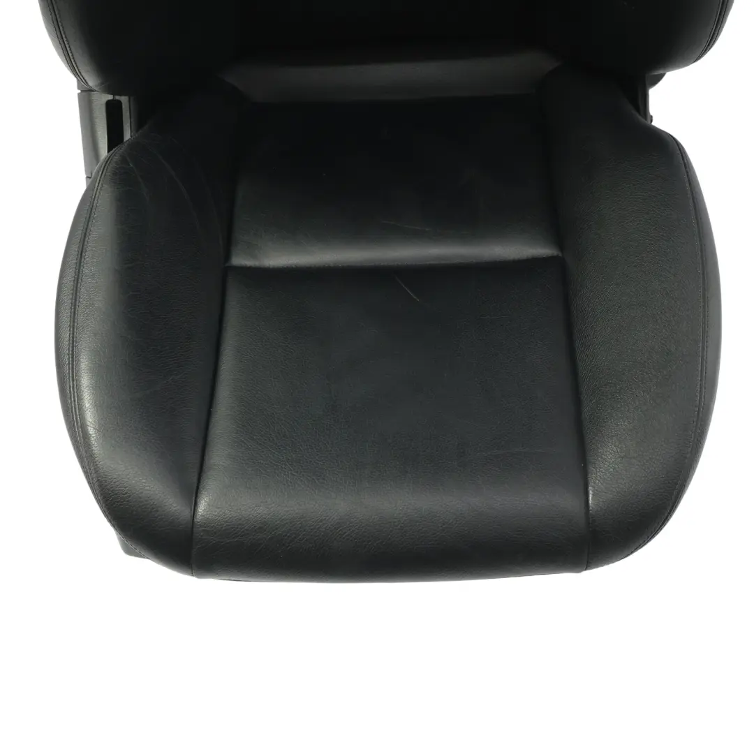 Siège Avant Électrique Chauffant Droit Intérieur Cuir Noir pour Mercedes W204 à propos du numéro de pièce A2049104647 Mercedes W204 Siège Avant Électrique Chauffant Droit Intérieur Cuir Noir - SKU A2049104647-1 - Numéro de pièce A2049104647