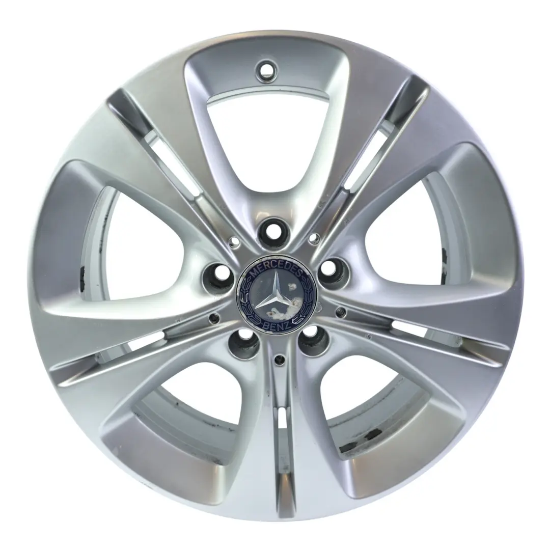 Felge Alu Silber 5 Doppelte Speiche 17" 7J ET:48,5 für Mercedes W205 mit Teilenummer A2054014300 Mercedes W205 Felge Alu Silber 5 Doppelte Speiche 17" 7J ET:48,5 - SKU A2054014300-3 - Teilenummer A2054014300