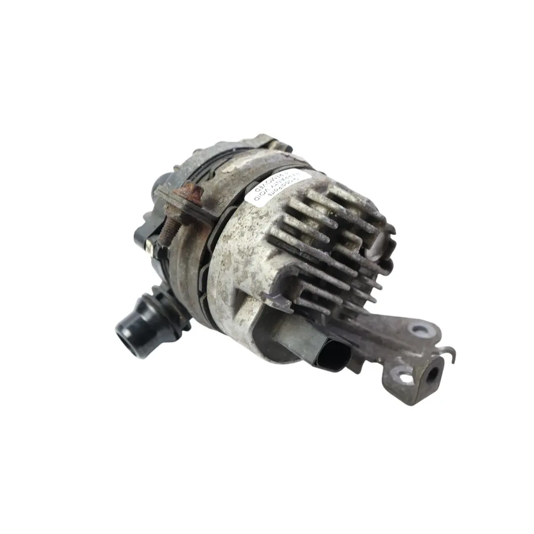 Mercedes C205 S205 W205 Pompe à Eau Auxiliaire C300h 2.1 Diesel - SKU A2055010620 - Numéro de pièce A2055010620