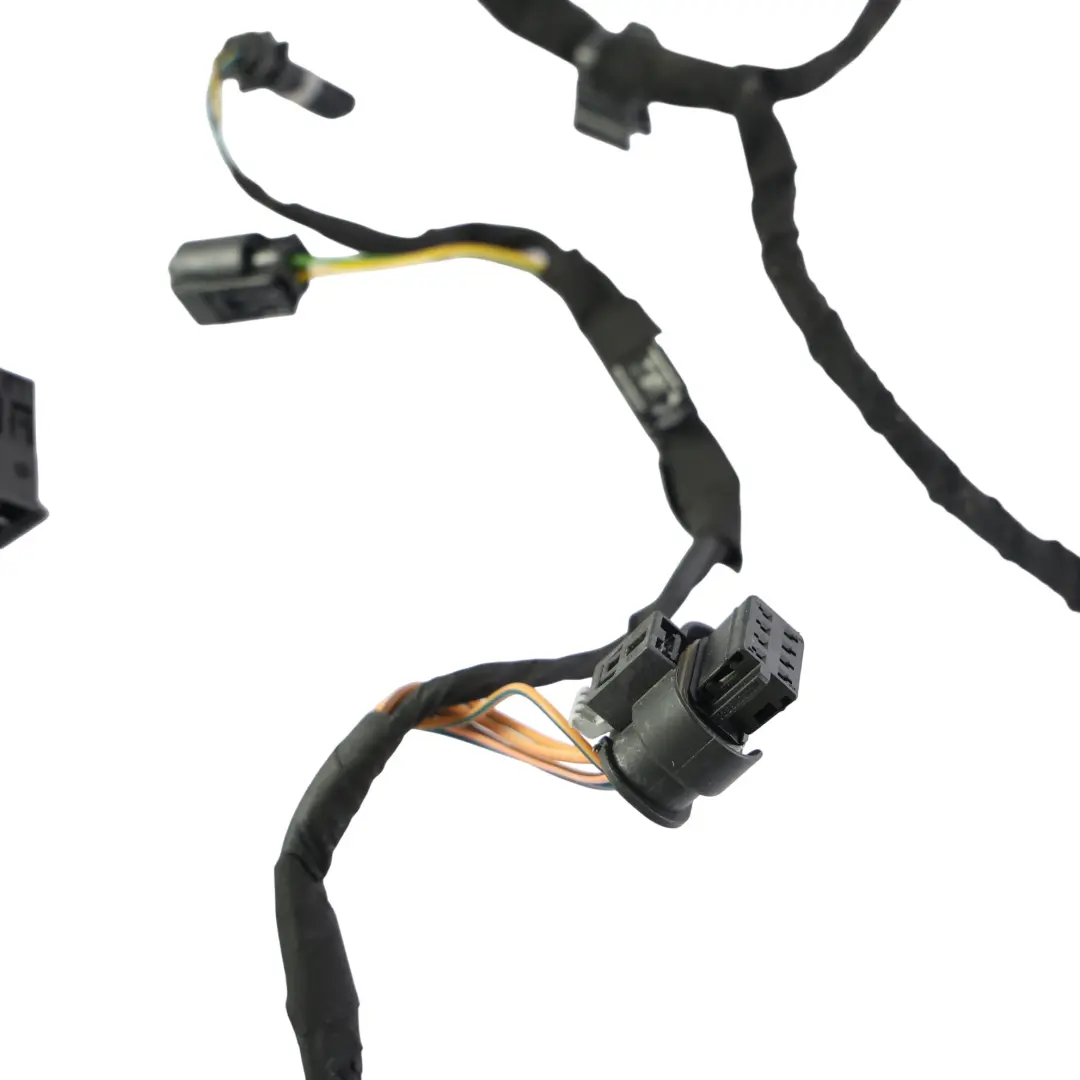 Door Wiring Loom Harness Rear Left Right N/O/S to Mercedes W205 with Part number A2055409108 Mercedes W205 Door Wiring Loom Harness Rear Left Right N/O/S - SKU RHD-A2055409108 - Part number A2055409108